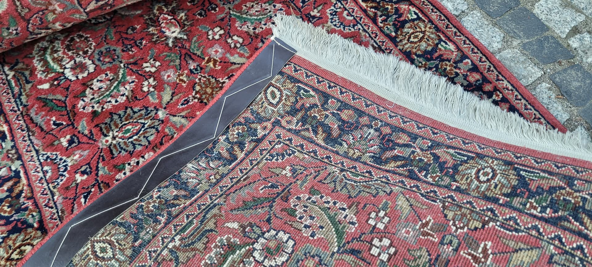 Runner Indo Saroug, 77x300 cm, red wool, white cotton, India, 1980s. - 304150
