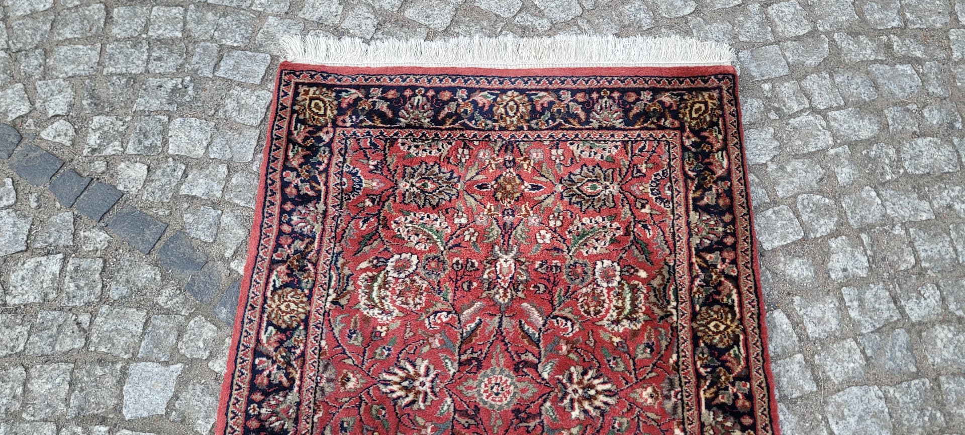 Runner Indo Saroug, 77x300 cm, red wool, white cotton, India, 1980s. - 304153