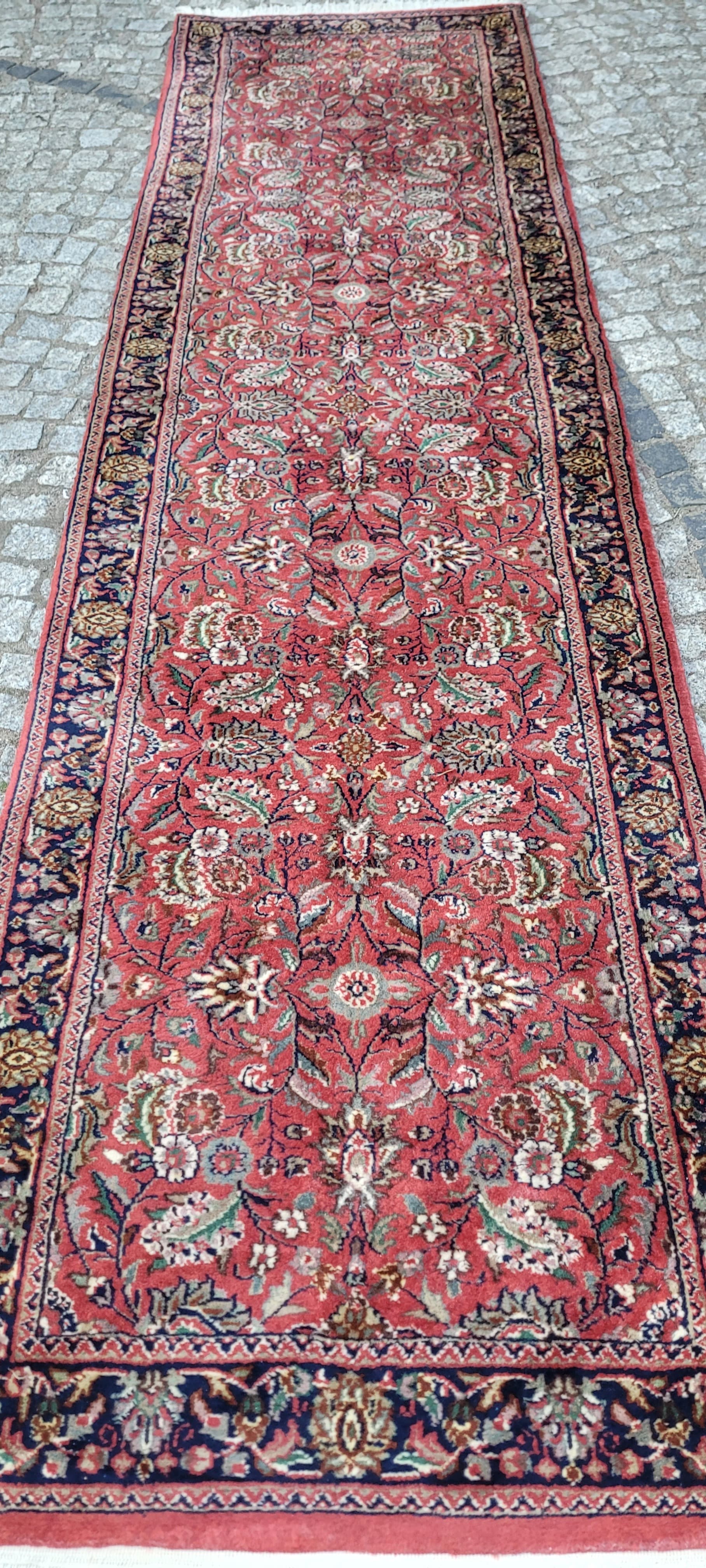 Runner Indo Saroug, 77x300 cm, red wool, white cotton, India, 1980s. - 304146