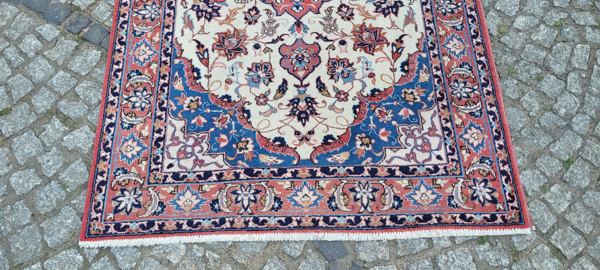 Rug Isfahan 170x105 cm, multicolor, wool cotton, Iran, 1980s. - 304189