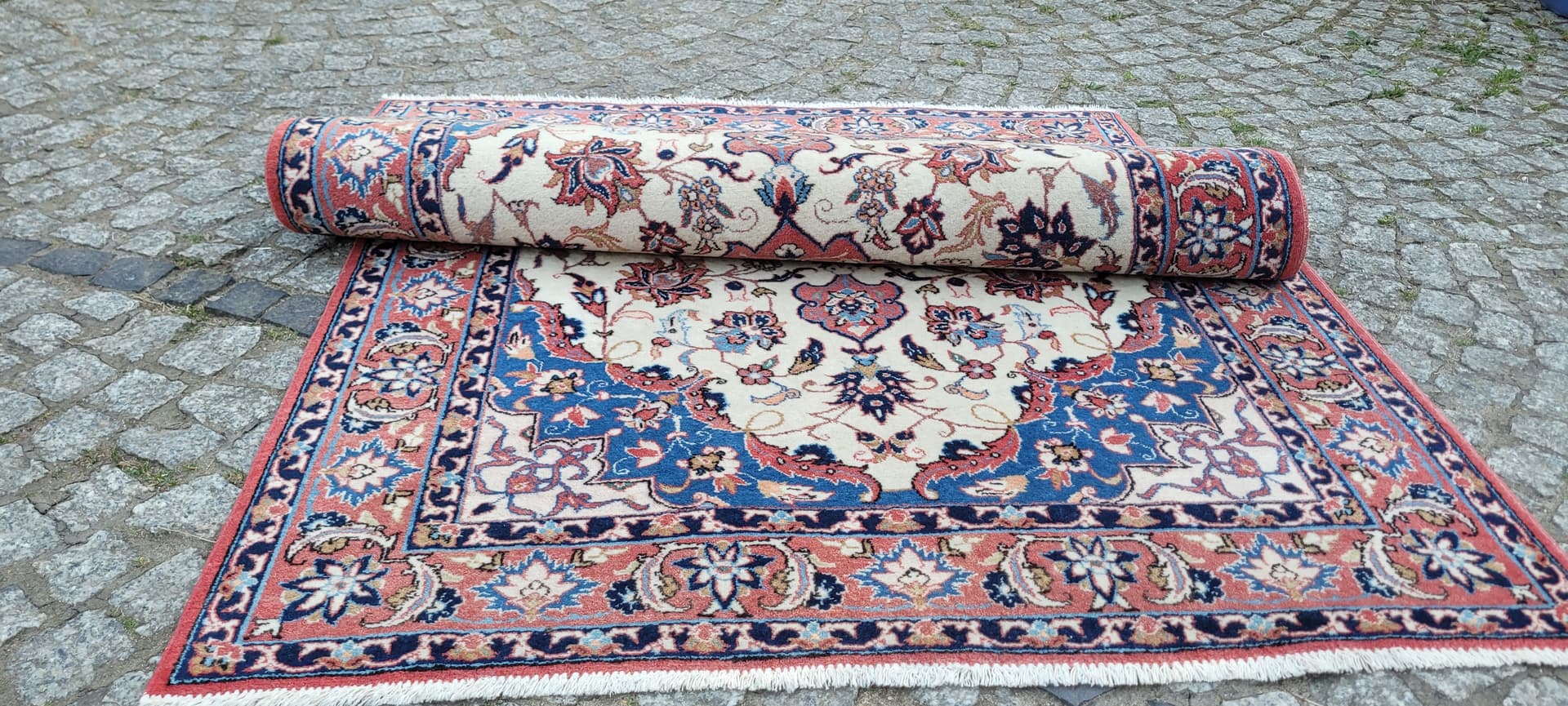 Rug Isfahan 170x105 cm, multicolor, wool cotton, Iran, 1980s. - 304183