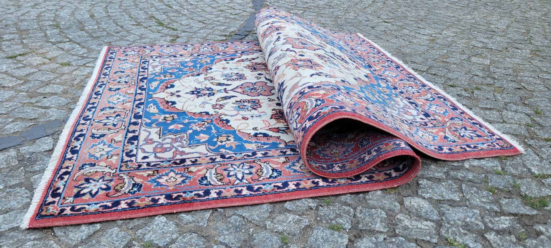 Rug Isfahan 170x105 cm, multicolor, wool cotton, Iran, 1980s. - 304181