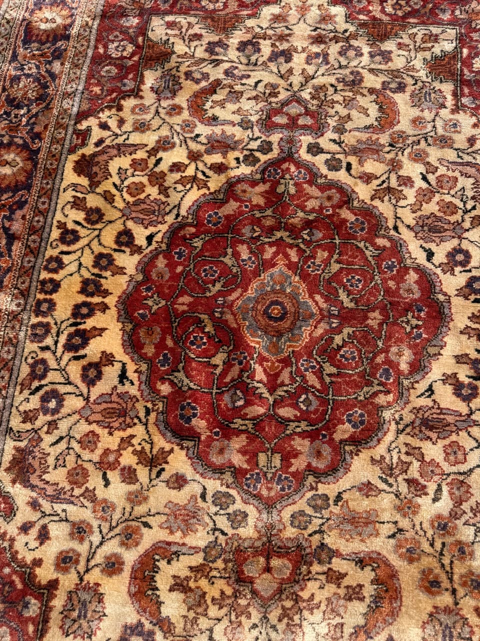 Dywan perski Qom, jedwab czerwony, bawełna, Turcja, 185x122 cm, lata 60. - 304299
