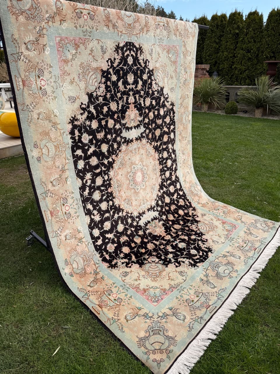Carpet Tabriz Raj, 310x200 cm, black cashmere wool, silk, Iran - 304340