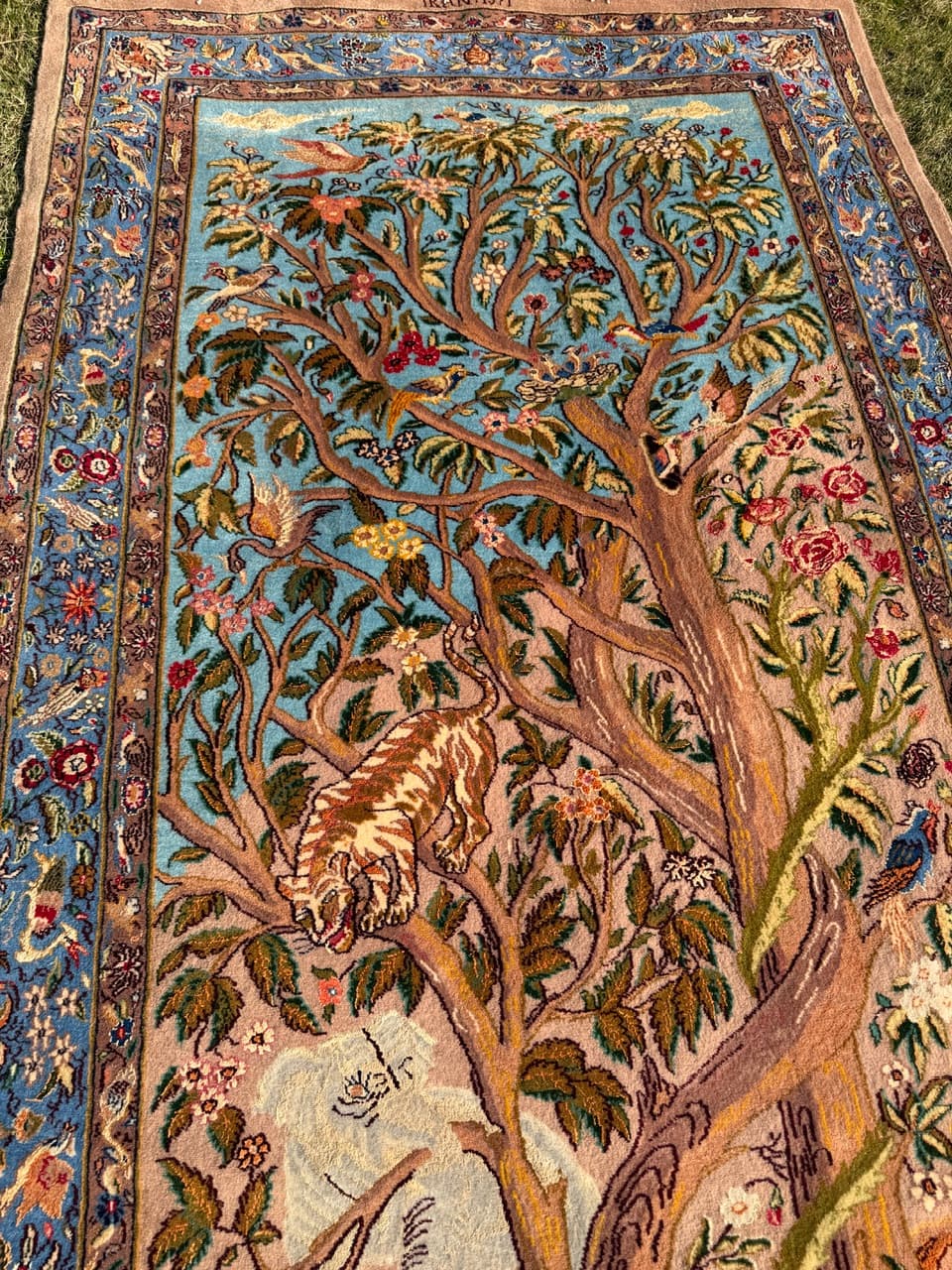 Tapestry Rug Ghoum/Qom 200x125 cm, beige, Kashmiri wool silk, Iran, 1980s. - 304413