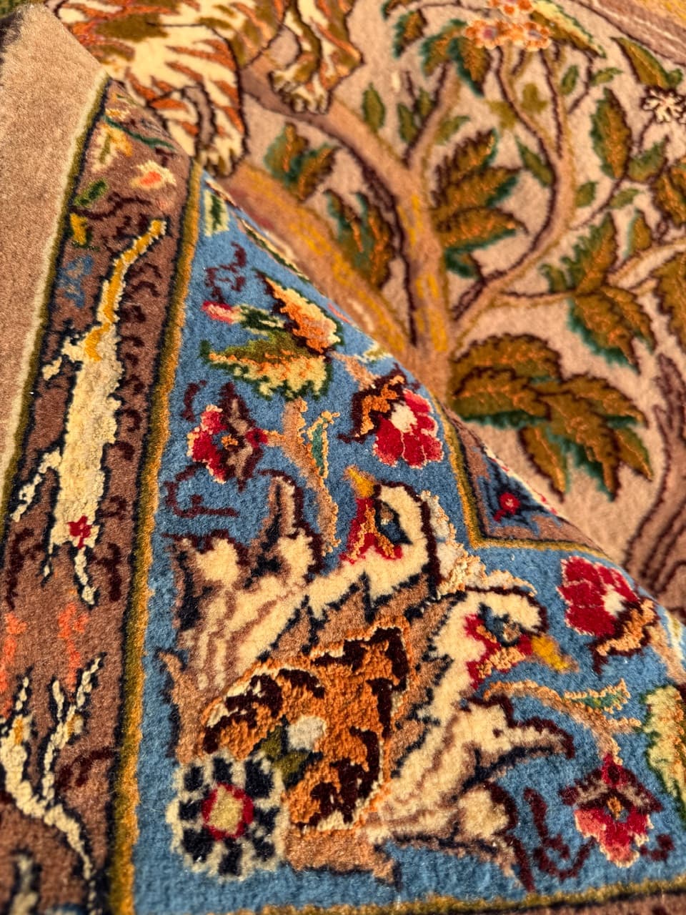 Tapestry Rug Ghoum/Qom 200x125 cm, beige, Kashmiri wool silk, Iran, 1980s. - 304410