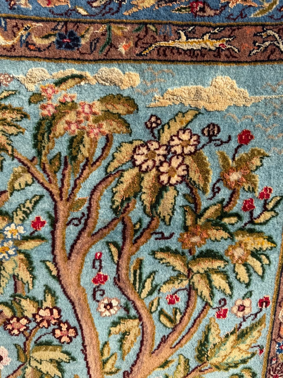 Tapestry Rug Ghoum/Qom 200x125 cm, beige, Kashmiri wool silk, Iran, 1980s. - 304405