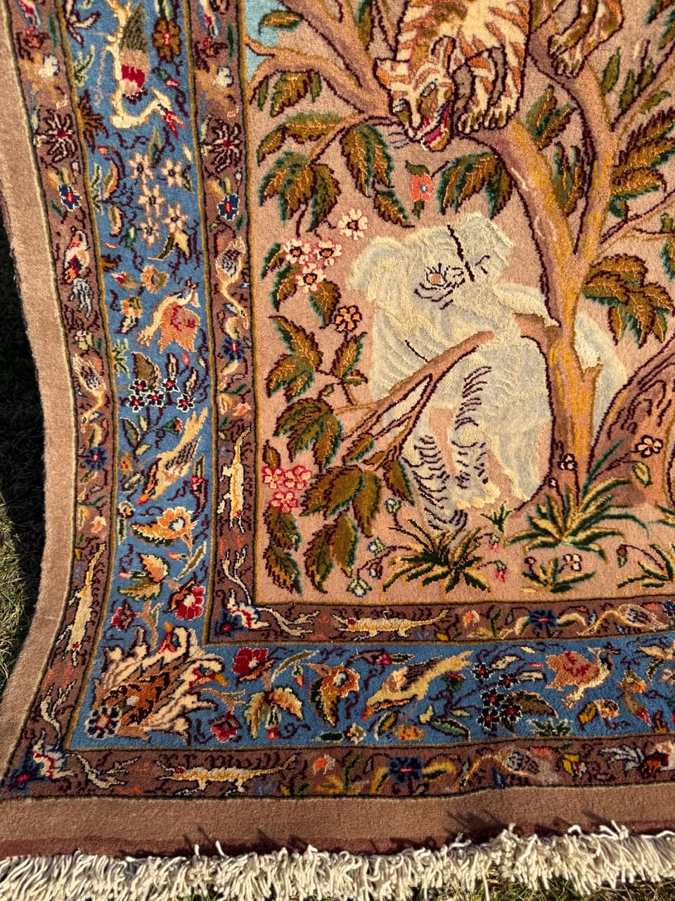 Tapestry Rug Ghoum/Qom 200x125 cm, beige, Kashmiri wool silk, Iran, 1980s. - 304403
