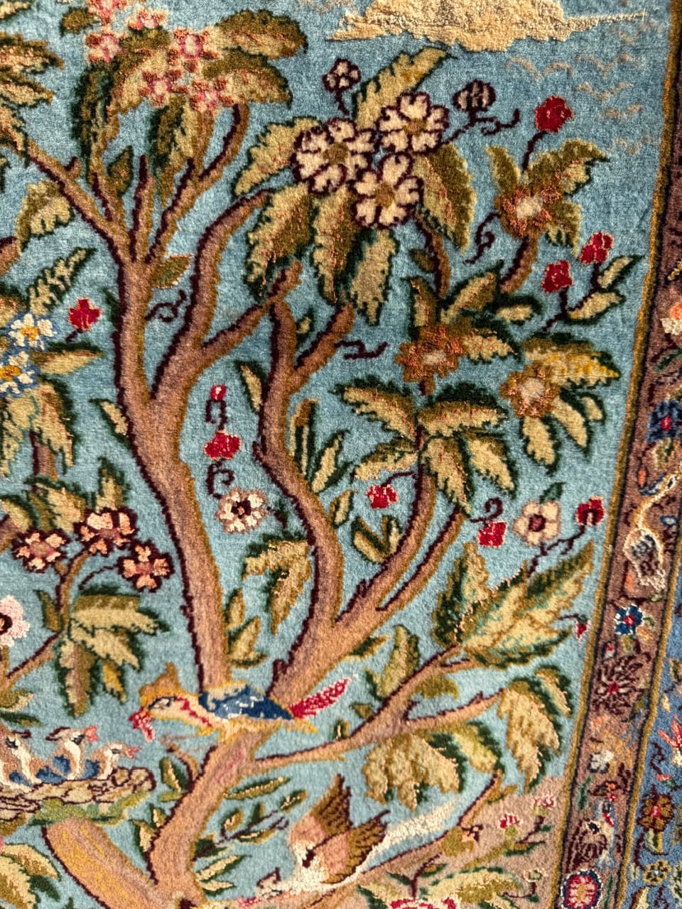 Tapestry Rug Ghoum/Qom 200x125 cm, beige, Kashmiri wool silk, Iran, 1980s. - 304407