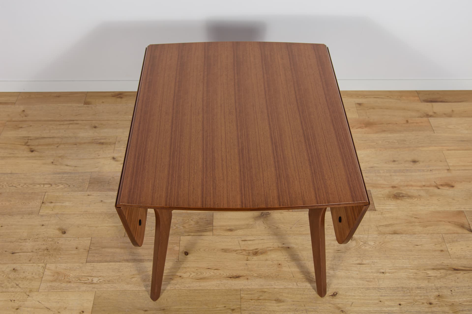 Extendable Table Butterfly, brown teak, brown beech, G-Plan, United Kingdom, 1950s. - 304477
