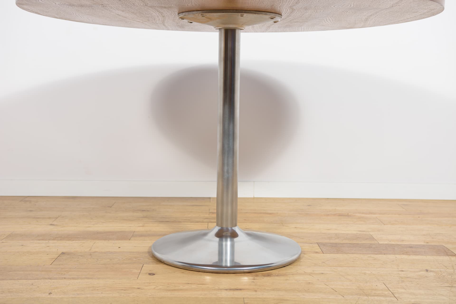 Round Table, brown teak, silver aluminum, Denmark, 1970s. - 304498