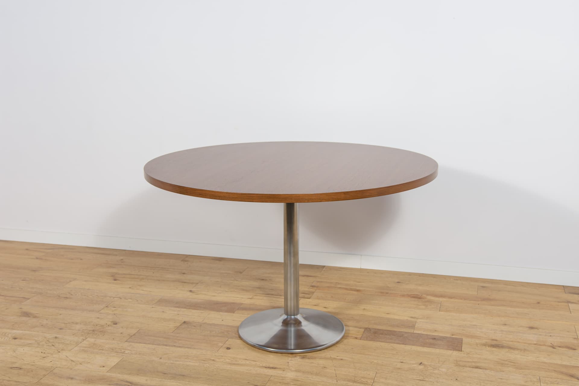 Round Table, brown teak, silver aluminum, Denmark, 1970s. - 304490