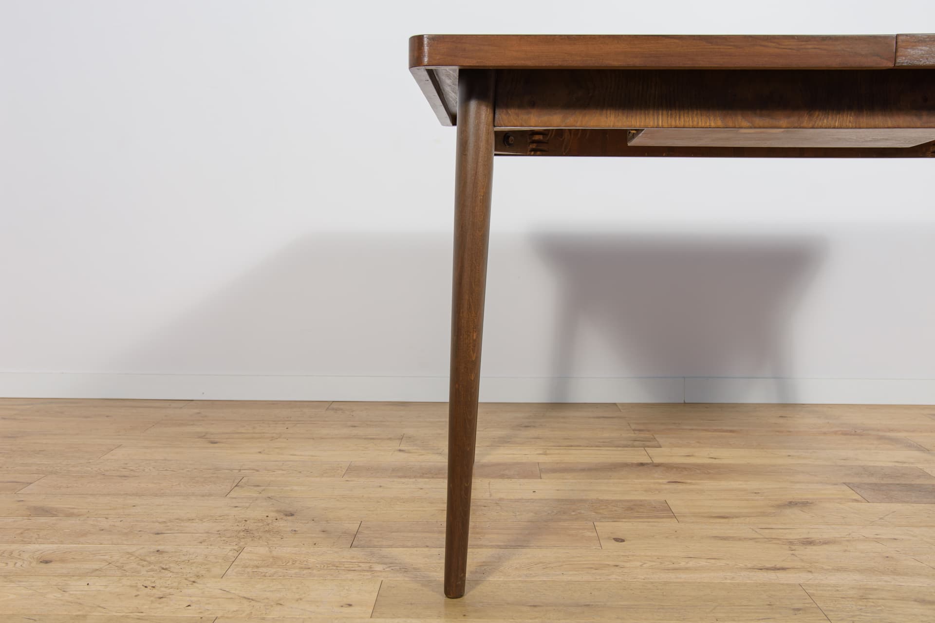 Extendable table, brown walnut, beech, by B. Landsman, H. Nepozitek, Jitona, Czechoslovakia, 1960s. - 304511