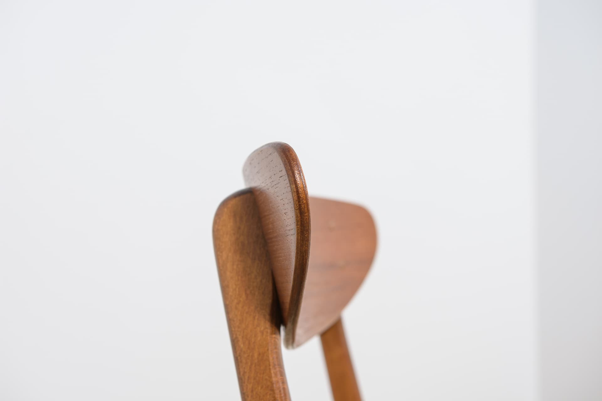 Set of six chairs Model 210, brown beech, red teak, black synthetic fabric, Farstrup Møbler, Denmark, 1950s. - 304528