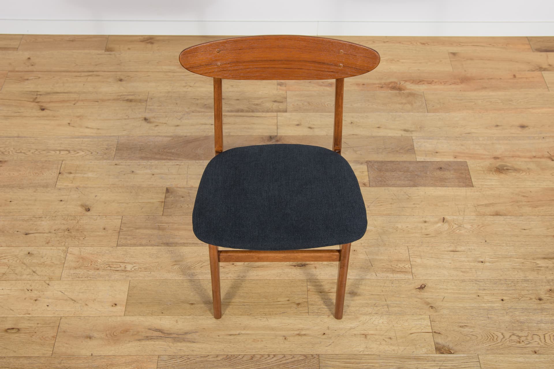 Set of six chairs Model 210, brown beech, red teak, black synthetic fabric, Farstrup Møbler, Denmark, 1950s. - 304522