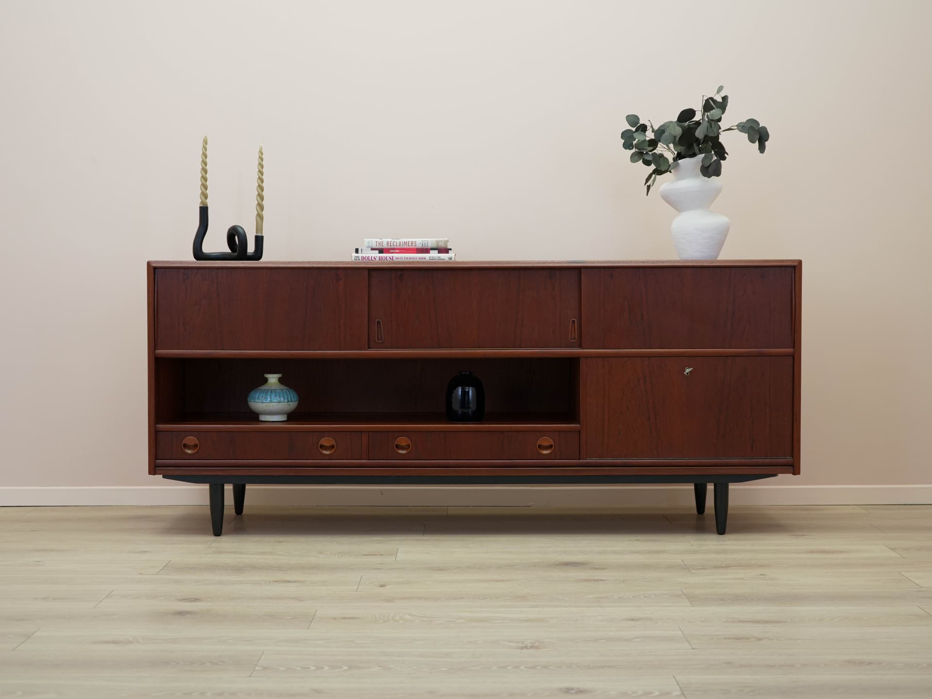 Sideboard, teak brązowy, drewno czarne, Dania, lata 70. - 304532
