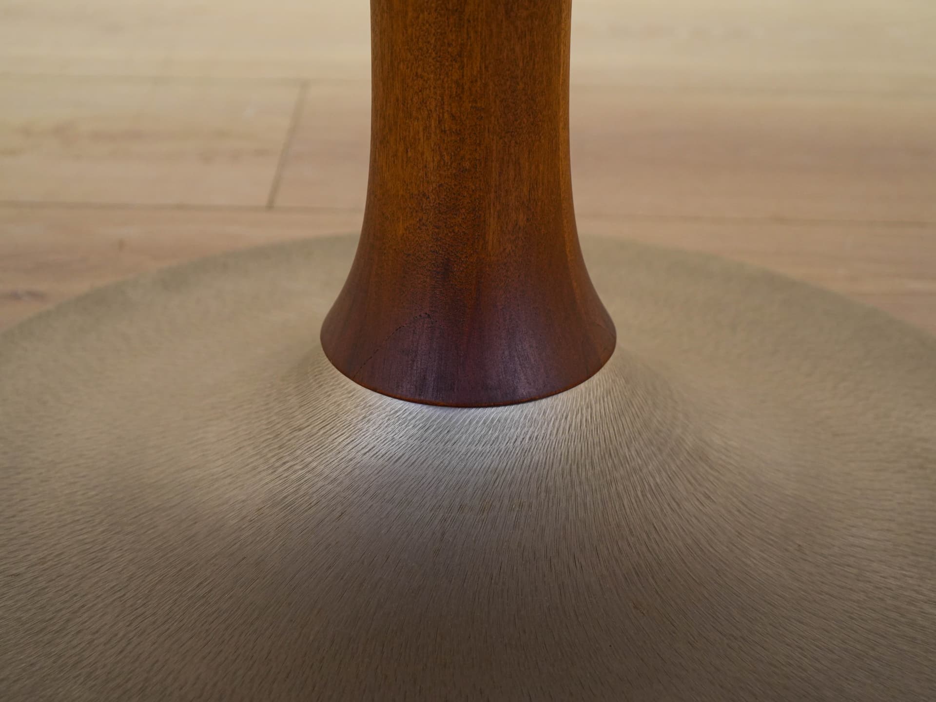 Round table, brown teak, brushed silver aluminum, Denmark, 1970s. - 304577
