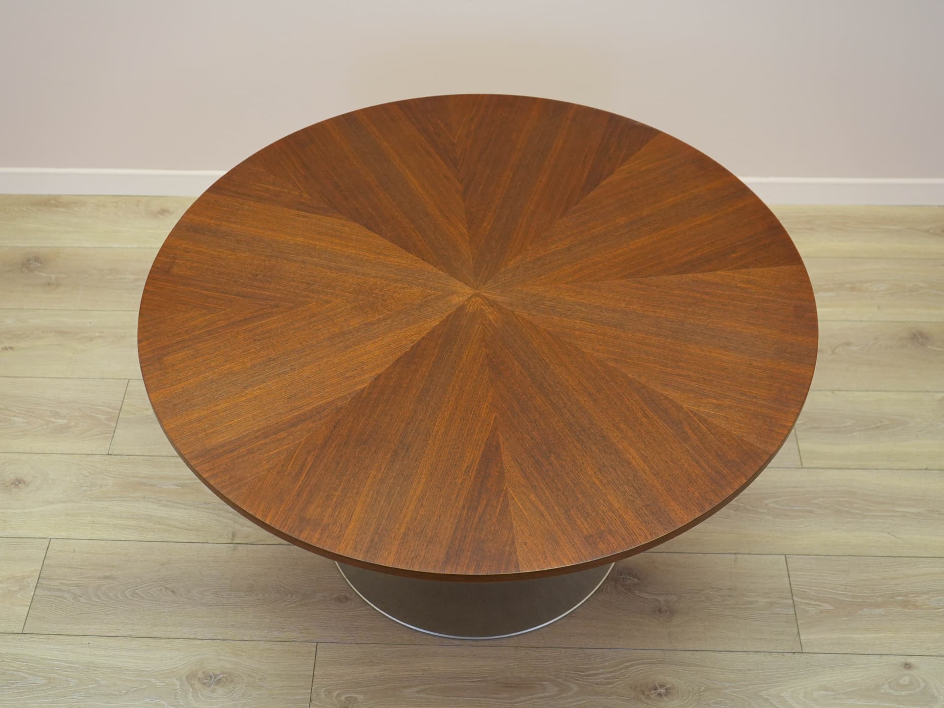 Round table, brown teak, brushed silver aluminum, Denmark, 1970s. - 304575