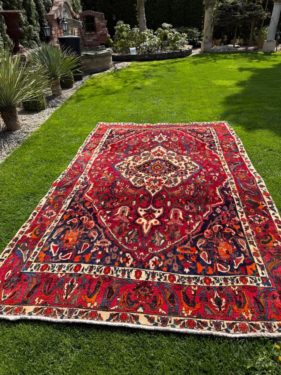 Persian Rug Bahtiari 330x210 cm, red wool, Iran - 304639