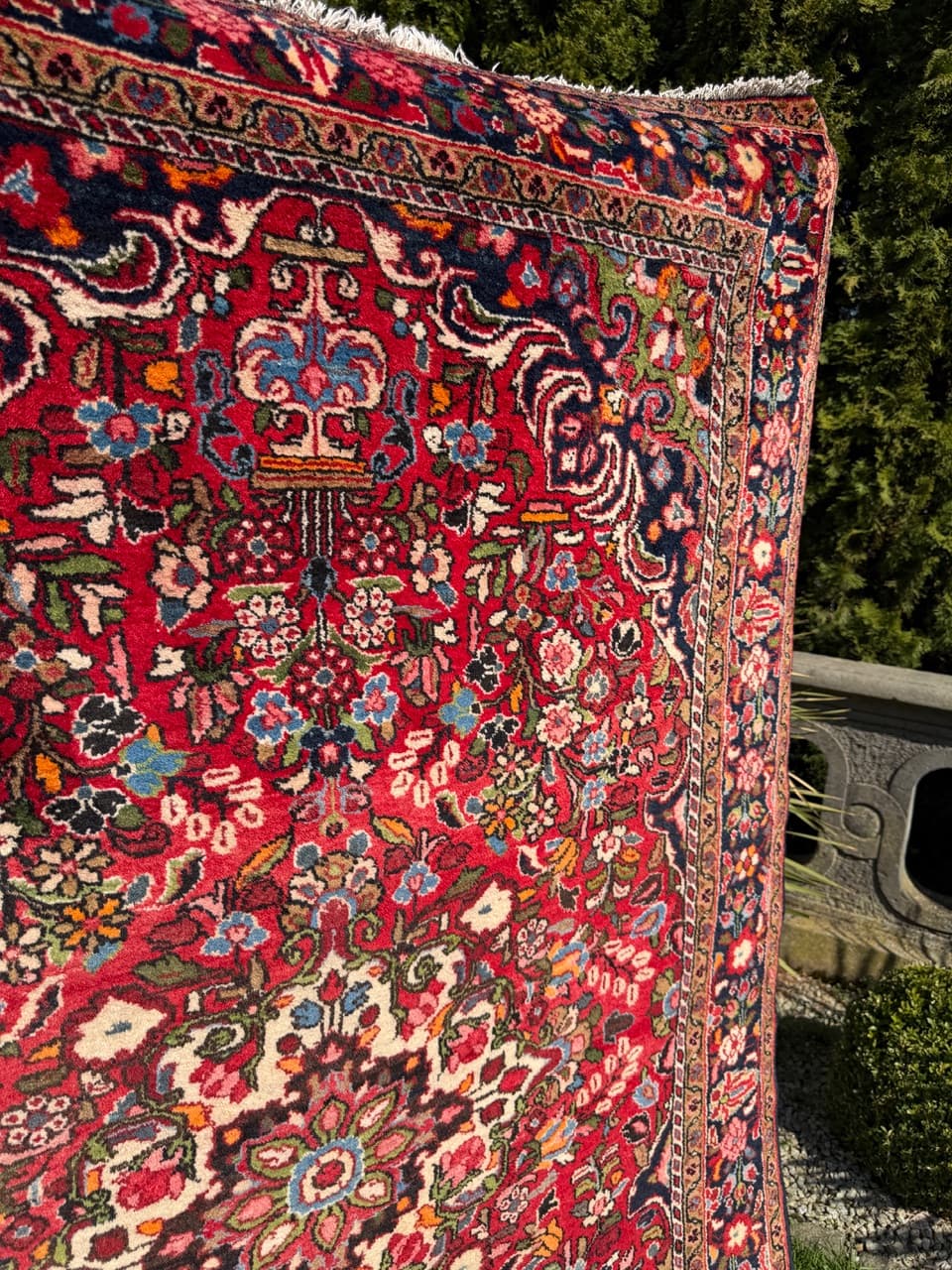 Persian Rug Hamadan 220x147 cm, multicolor wool, Iran, 1980s. - 304699