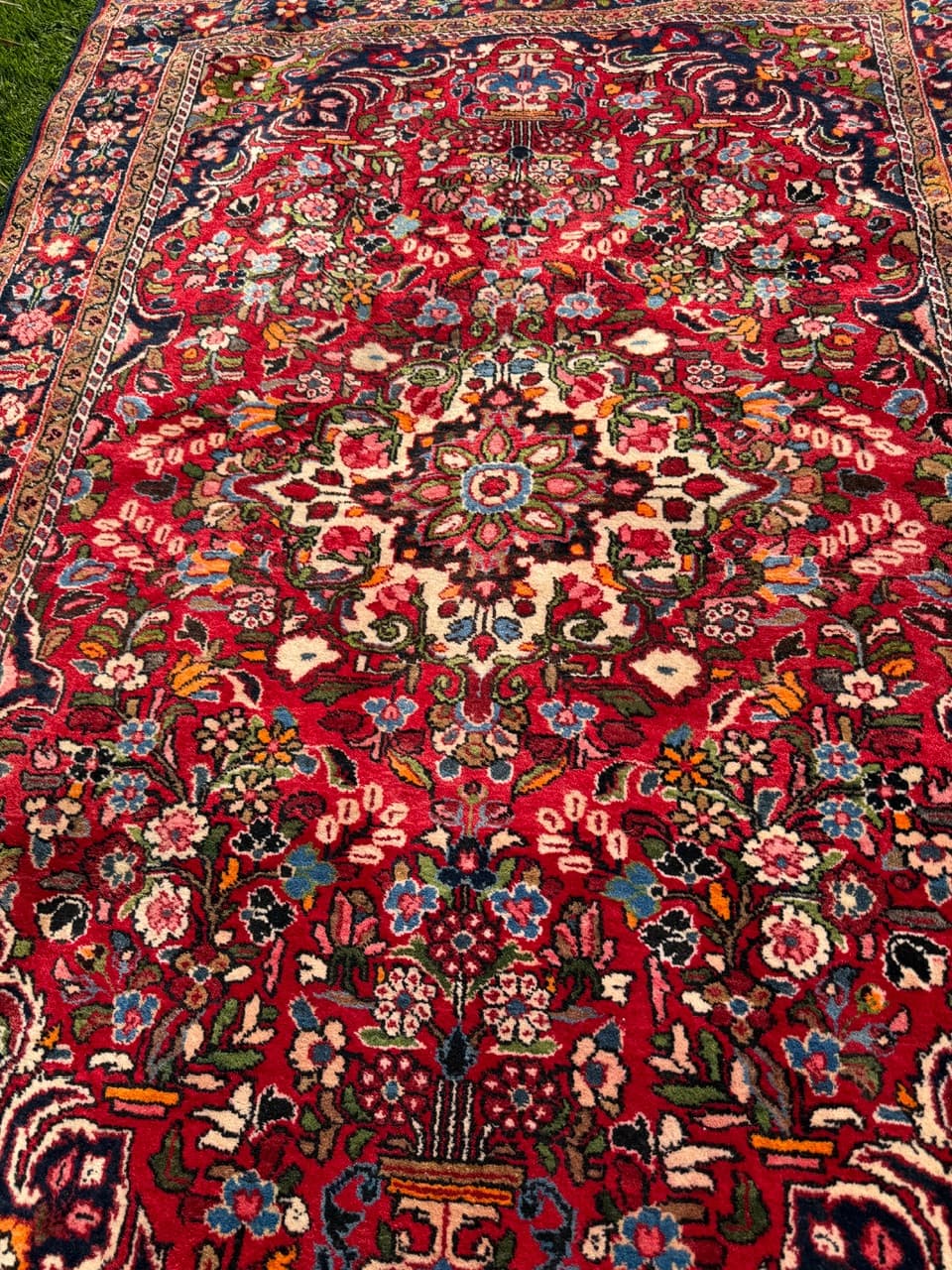 Persian Rug Hamadan 220x147 cm, multicolor wool, Iran, 1980s. - 304702