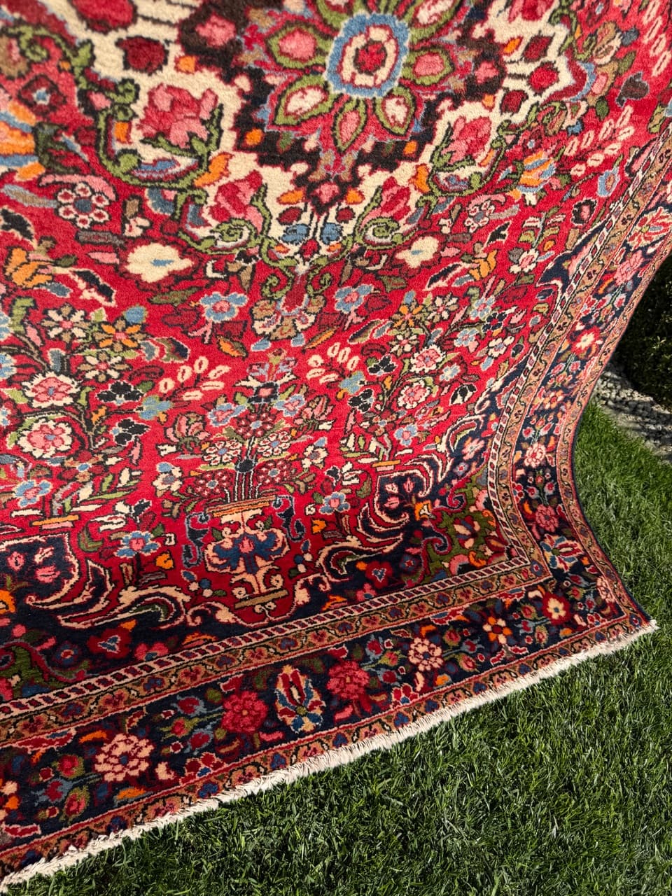 Persian Rug Hamadan 220x147 cm, multicolor wool, Iran, 1980s. - 304694
