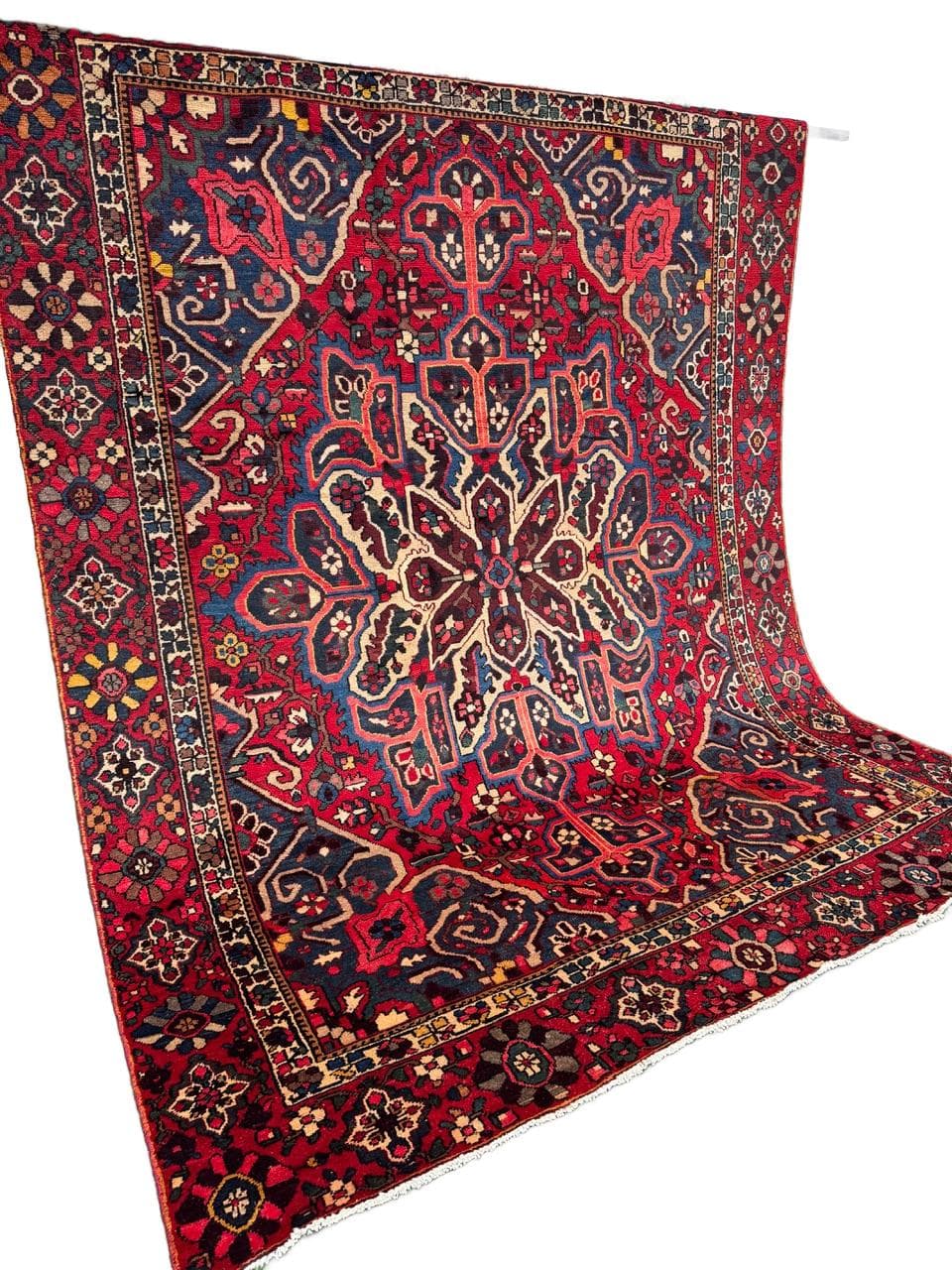 Persian Rug Bahtiari Hamadan 330x260 cm, multicolor wool, Iran