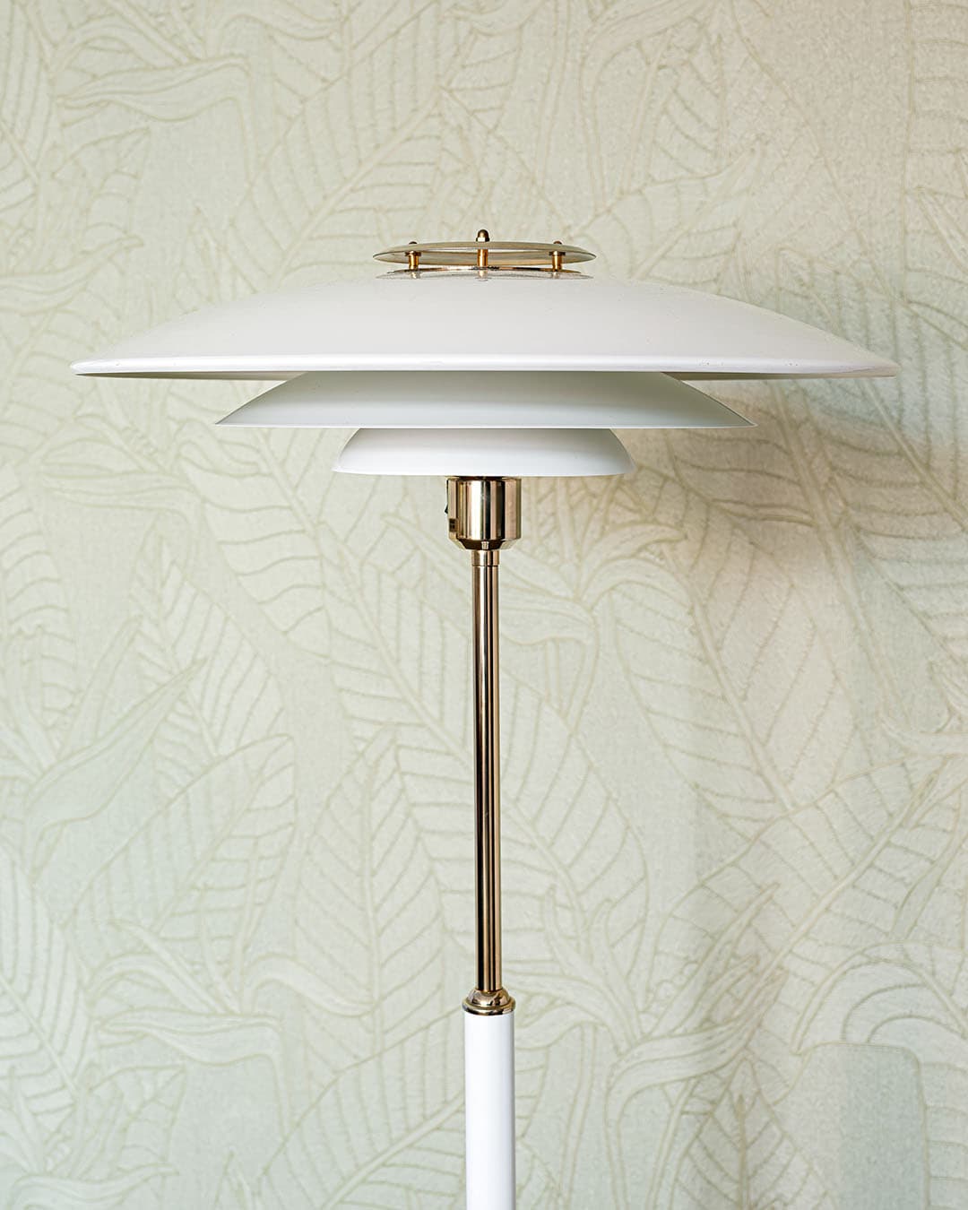 Floor Lamp Plate, creamy white metal, gold brass, Belid, Denmark, 1970s. - 304896