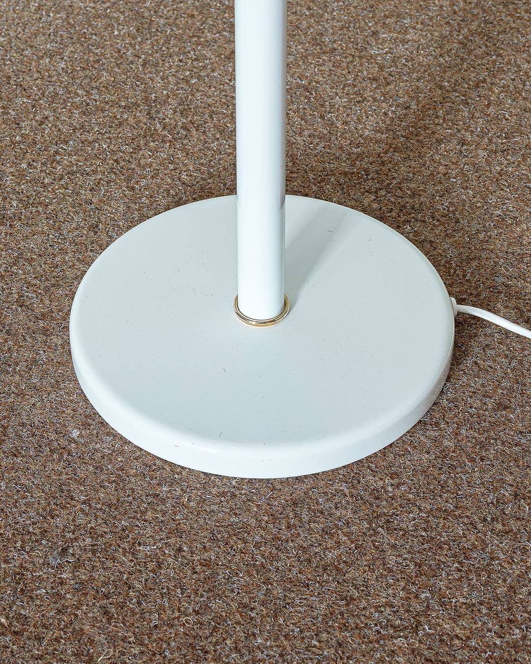 Floor Lamp Plate, creamy white metal, gold brass, Belid, Denmark, 1970s. - 304899