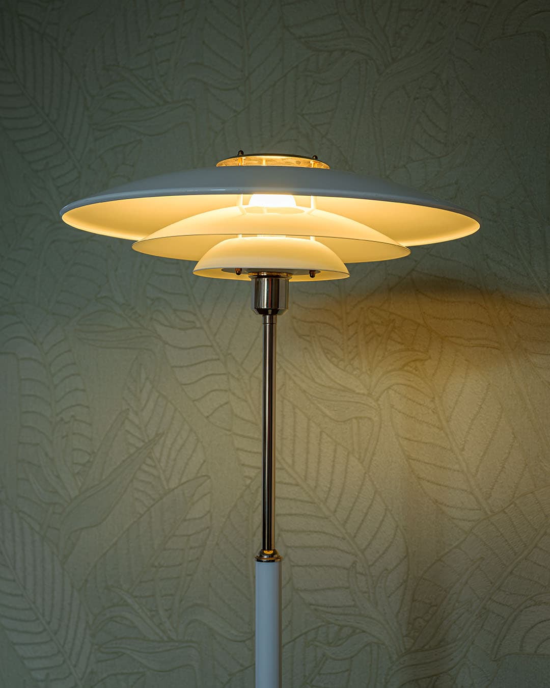 Floor Lamp Plate, creamy white metal, gold brass, Belid, Denmark, 1970s. - 304891
