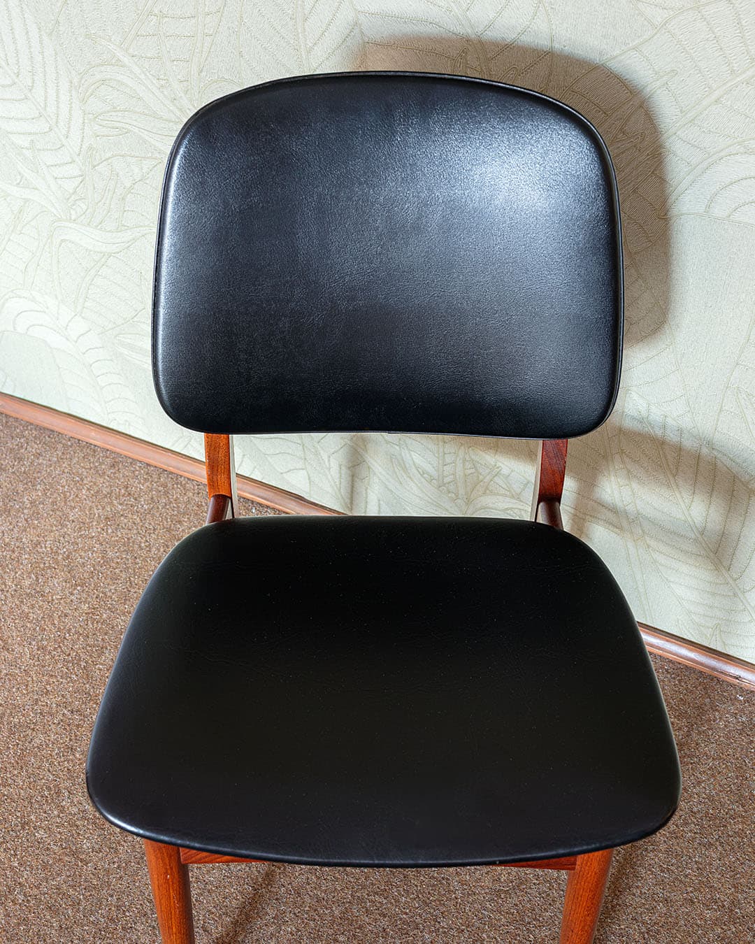 Set of four dining chairs, brown teak, black faux leather, by V. S. Andersen, Denmark, 1970s. - 304939