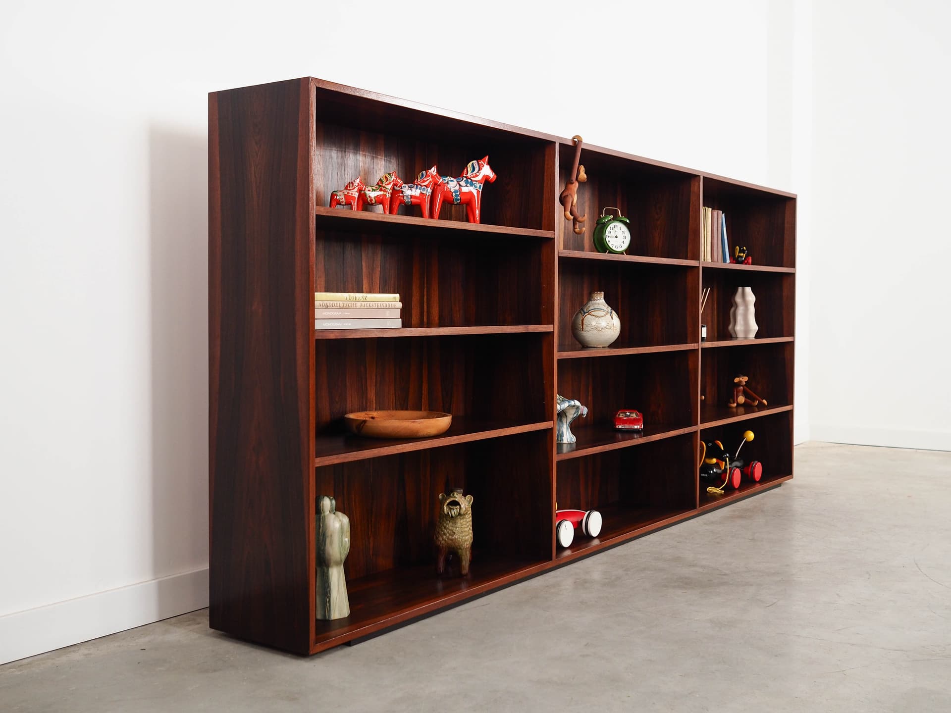 Bookcase, brown rosewood, Denmark, 1970s. - 305074