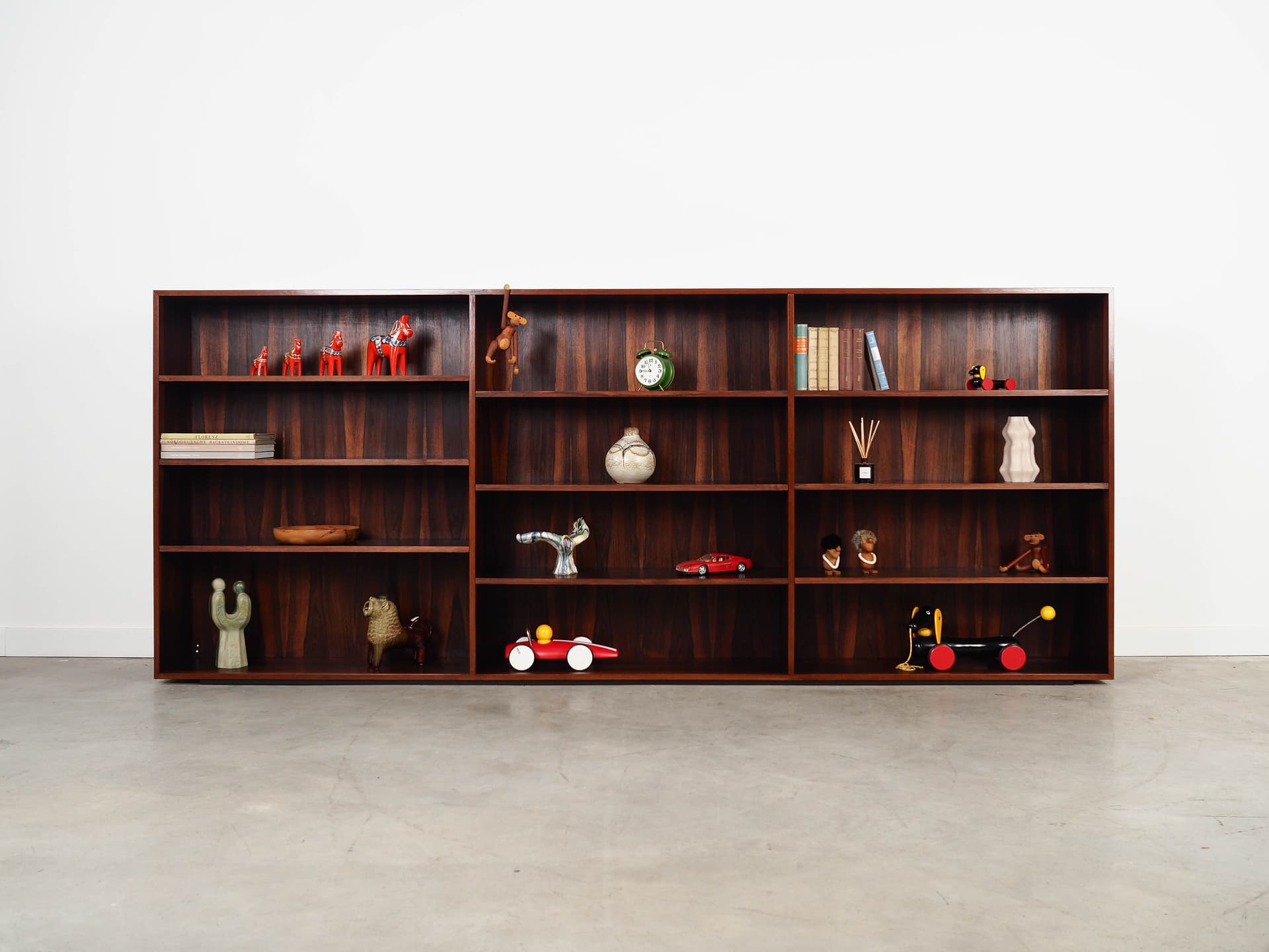 Bookcase, brown rosewood, Denmark, 1970s. - 305073