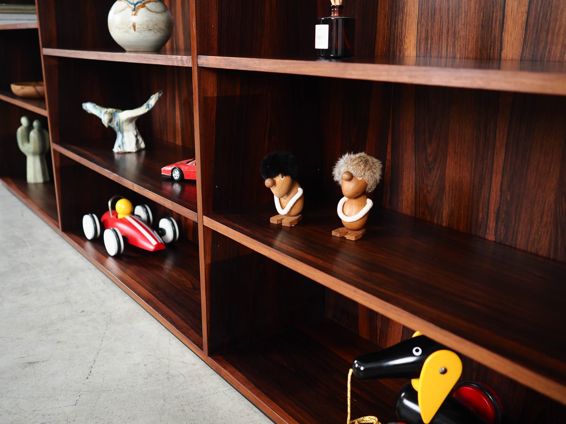 Bookcase, brown rosewood, Denmark, 1970s. - 305109