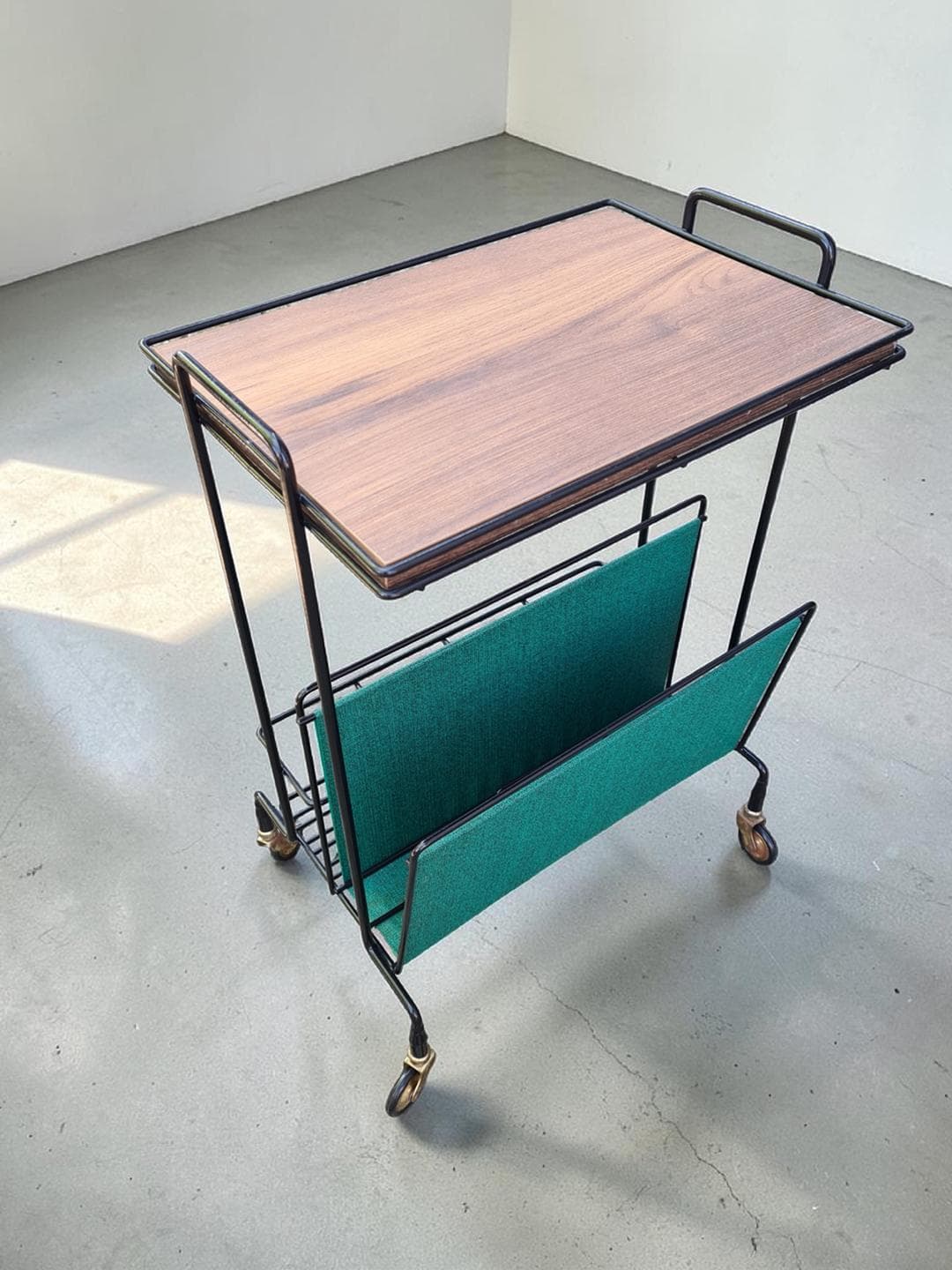 Side Table with Magazine Rack, brown wood veneer, black metal, green fabric, gold brass, 1970s. - 306071