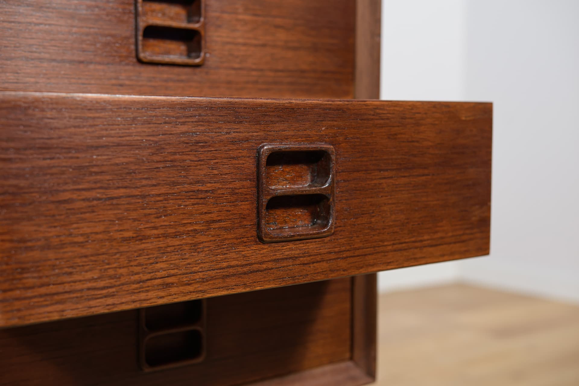 Desk, brown teak, by A. Vodder, Sibast, Denmark, 1960s. - 305168