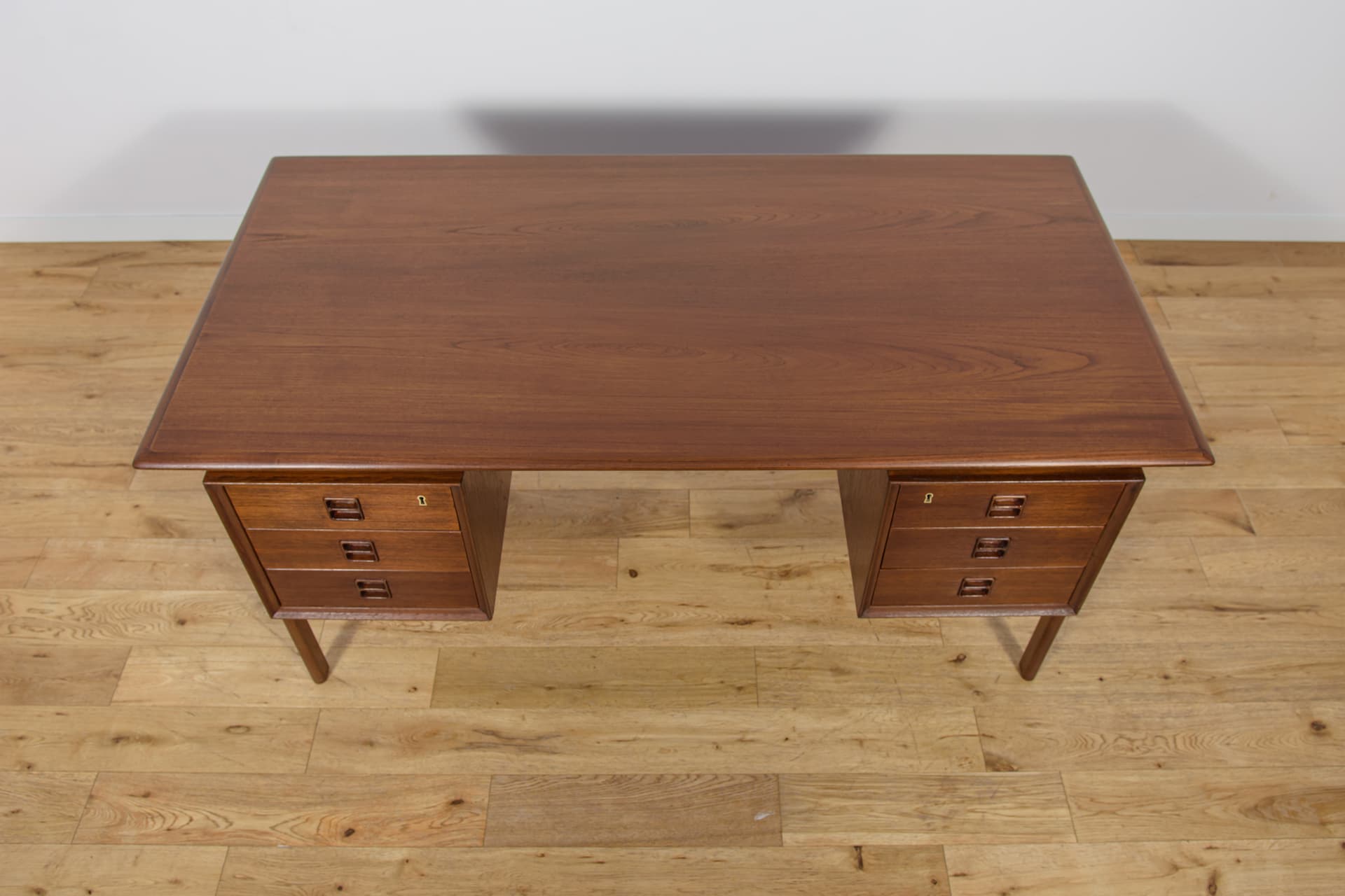 Desk, brown teak, by A. Vodder, Sibast, Denmark, 1960s. - 305159