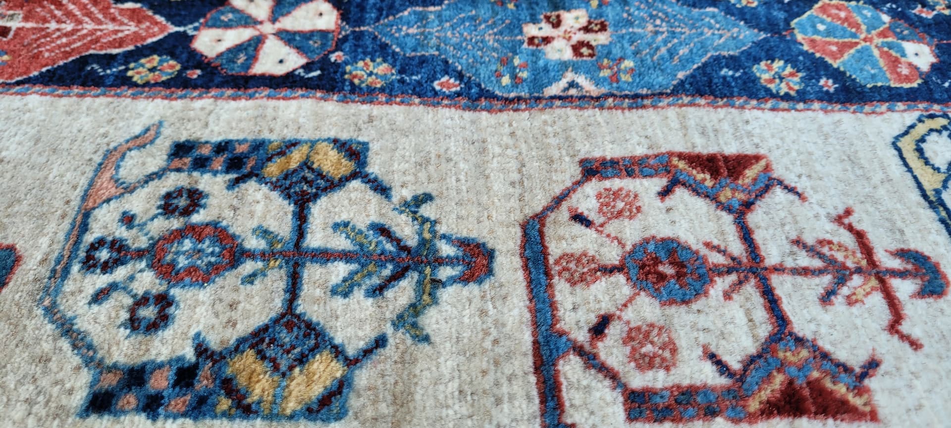 Dywan Lori Gabbeh 132x74 cm, beżowy czerwony niebieski żółty, wełna, Iran - 305376