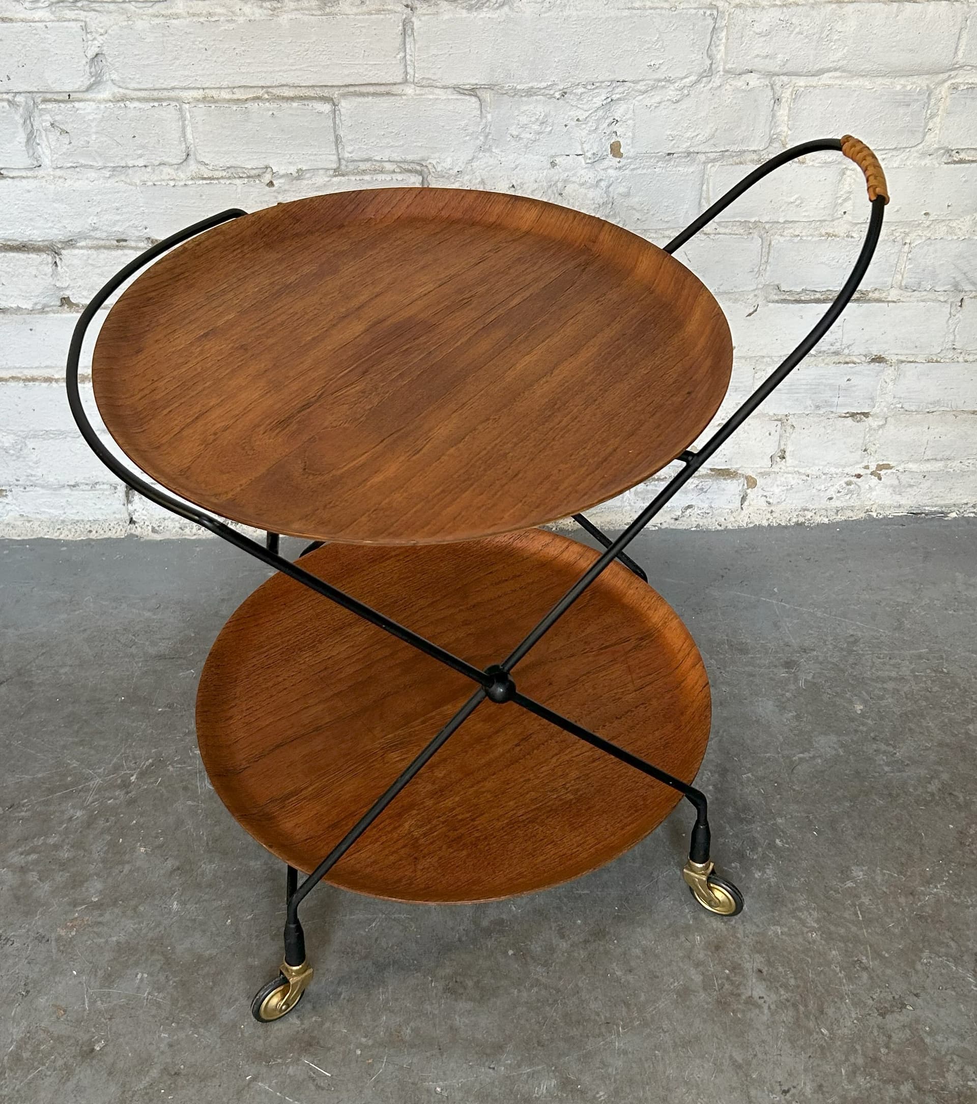 Bar cart, brown teak, black metal, Sweden, 1960s. - 305388