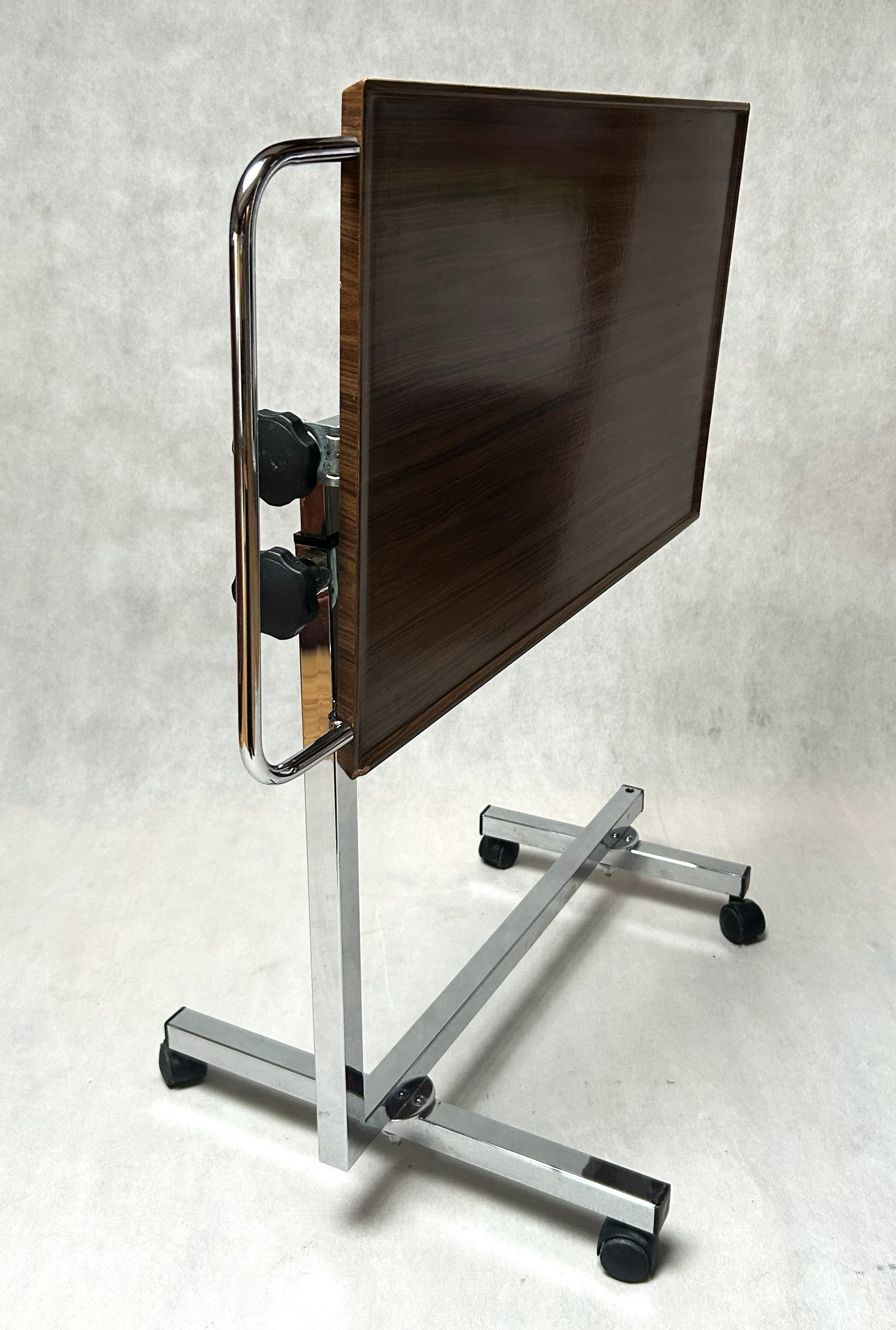 Mobile table, brown walnut, chrome, 1970s - 305404