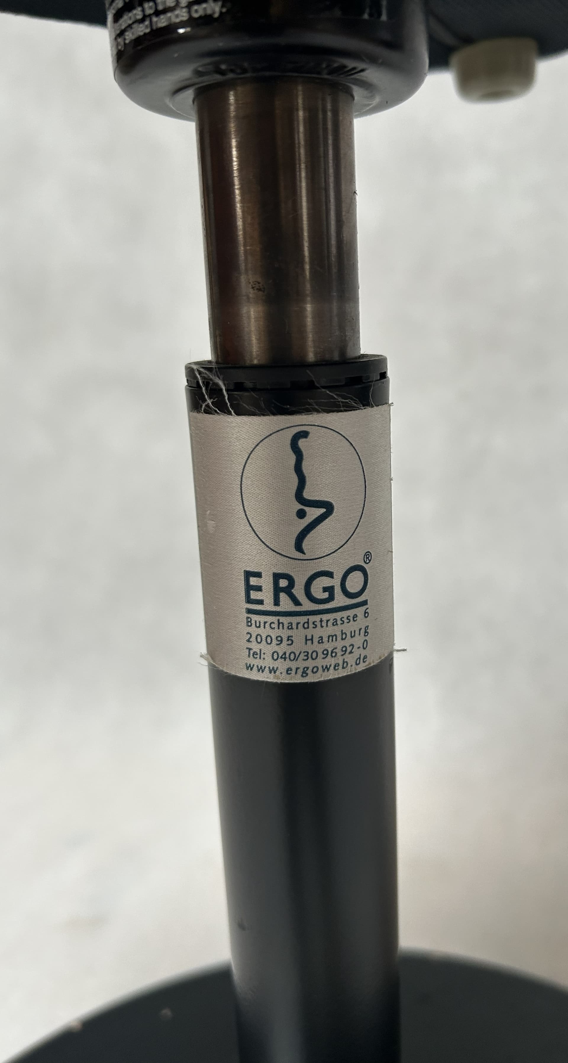 Ergonomic stool Ergo, green velvet, black metal, Stokke, 1970s. - 305415