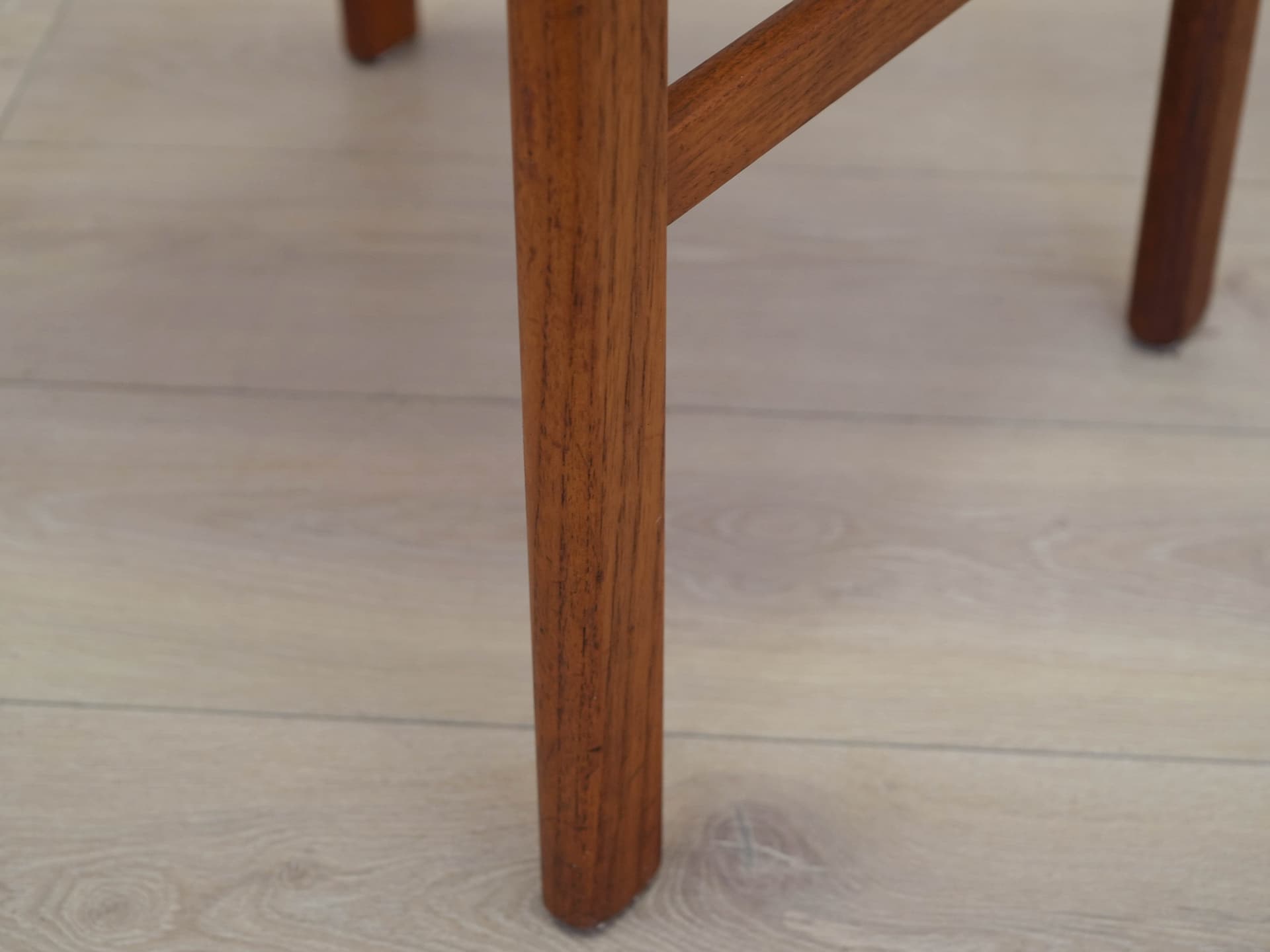 komplet dwóch krzeseł, teak brązowy, tkanina beżowa, Dania, lata 70. - 305518