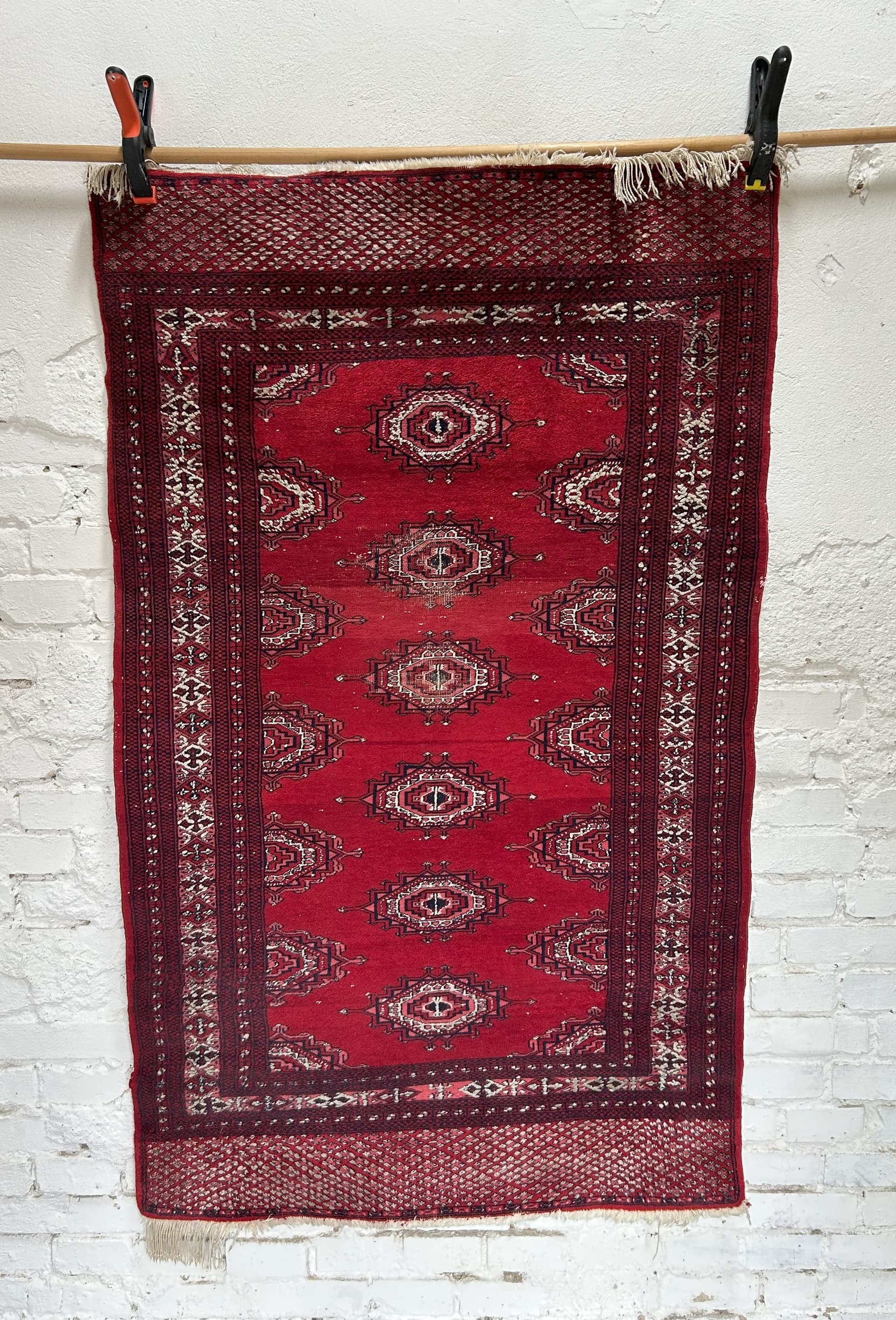 Kashmiri rug 156x94 cm, red, wool, Pakistan, 1970s. - 305620