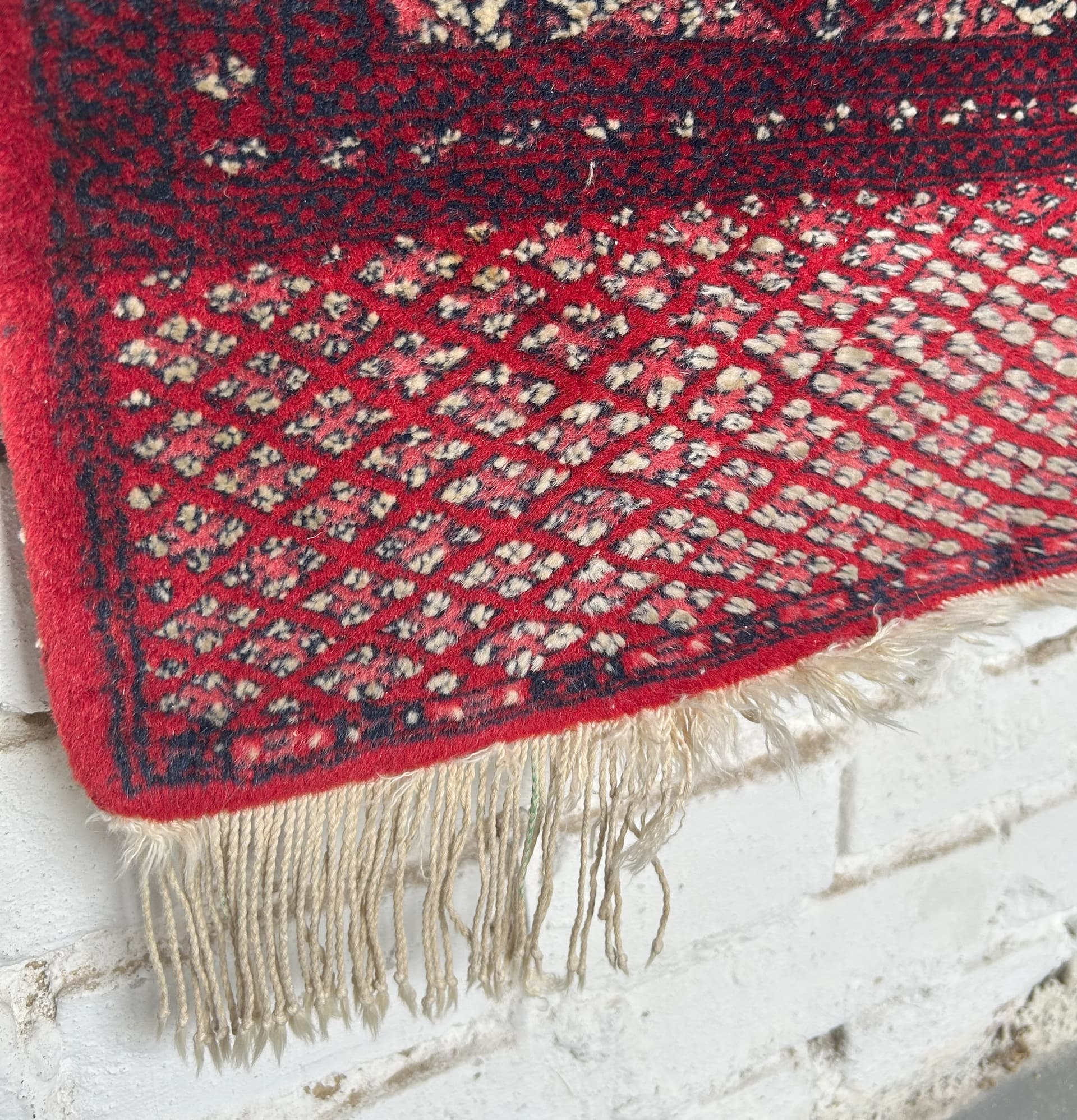 Kashmiri rug 156x94 cm, red, wool, Pakistan, 1970s. - 305622