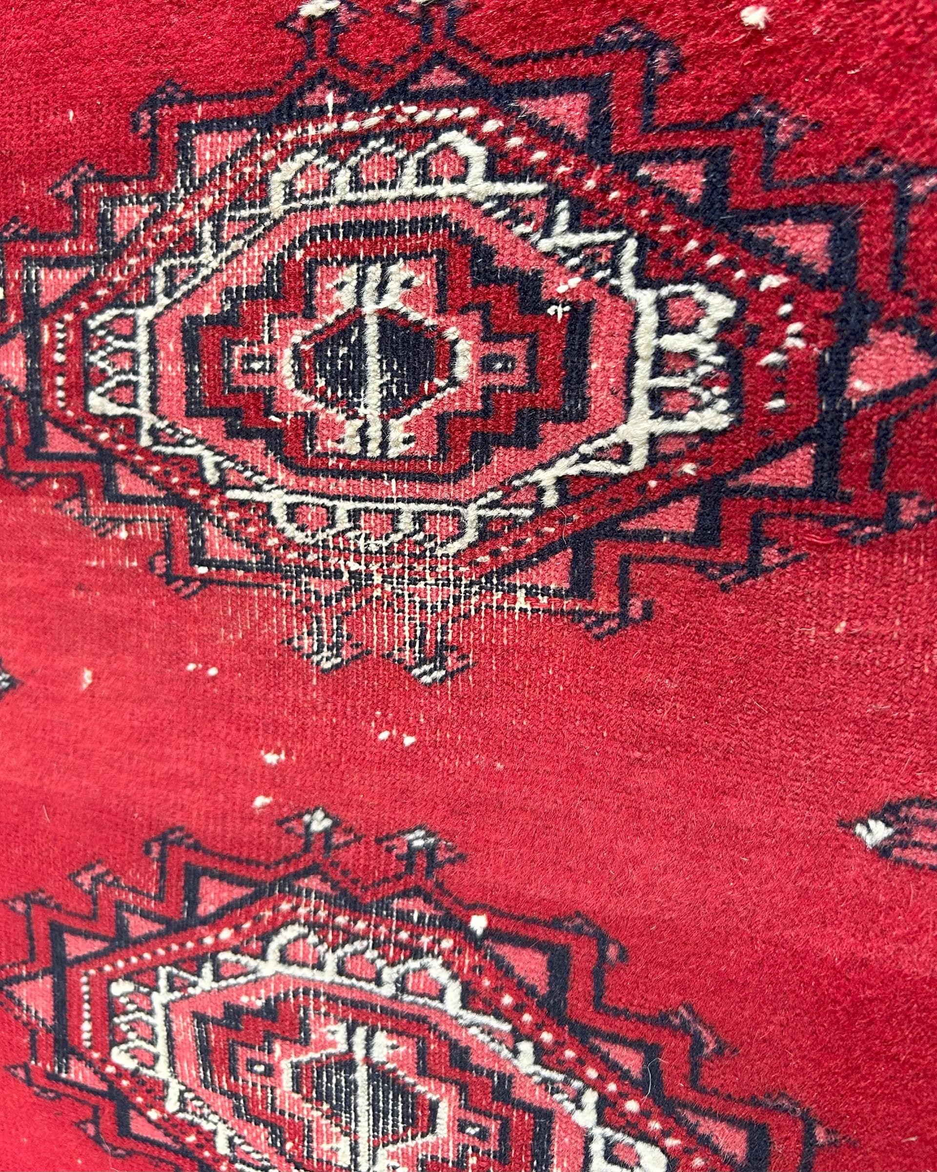 Kashmiri rug 156x94 cm, red, wool, Pakistan, 1970s. - 305624