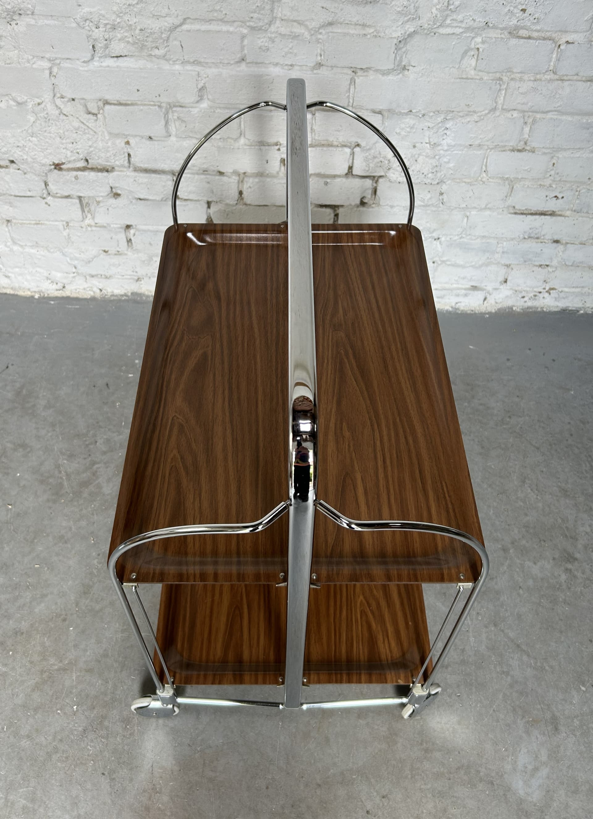 Folding bar cart, Bauhaus, brown plywood, chromed steel, 1970s. - 305672
