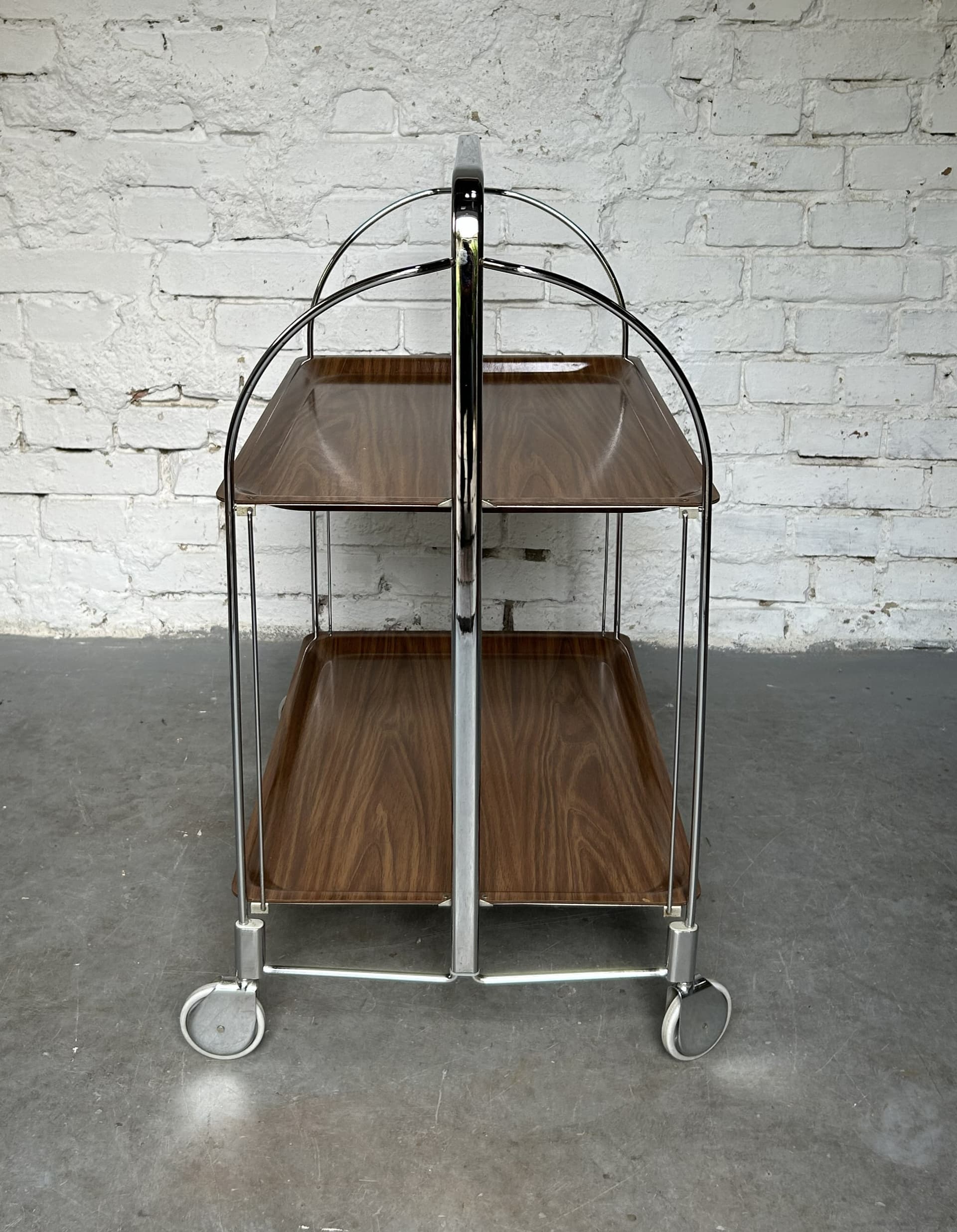 Folding bar cart, Bauhaus, brown plywood, chromed steel, 1970s. - 305670