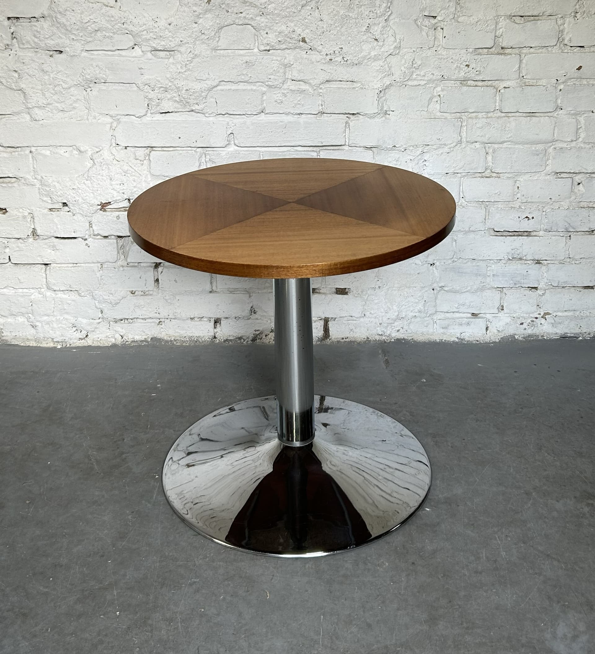 Round side table, brown wood, silver chrome, 1970s. - 305684
