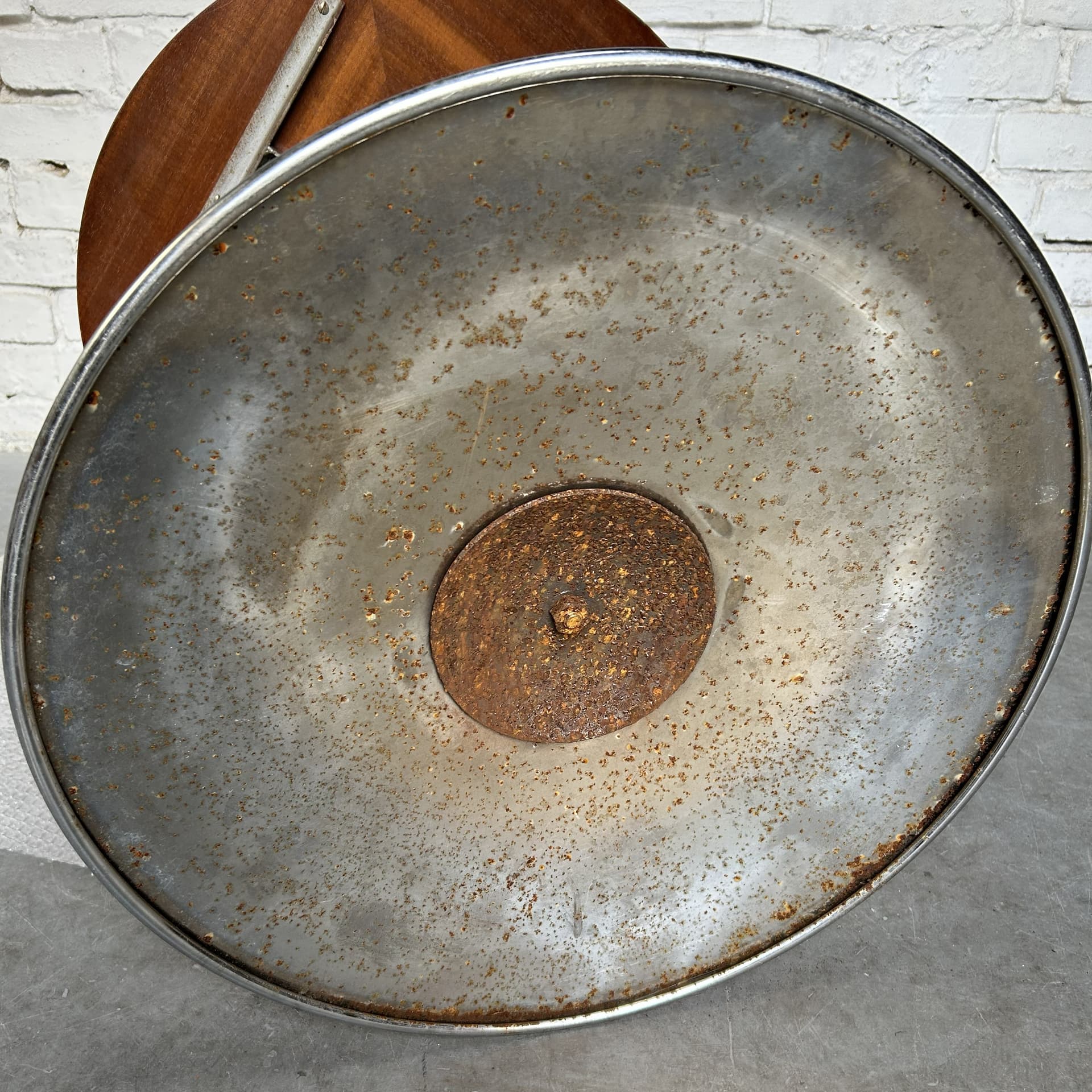 Round side table, brown wood, silver chrome, 1970s. - 305690