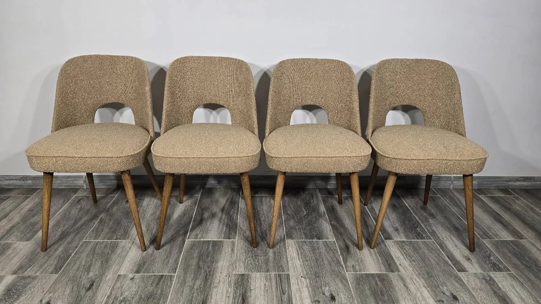 Set of four chairs, beige bouclé, oak, by O. Haerdtl, Tatra Nabytok, Czechoslovakia, 1960s. - 305735